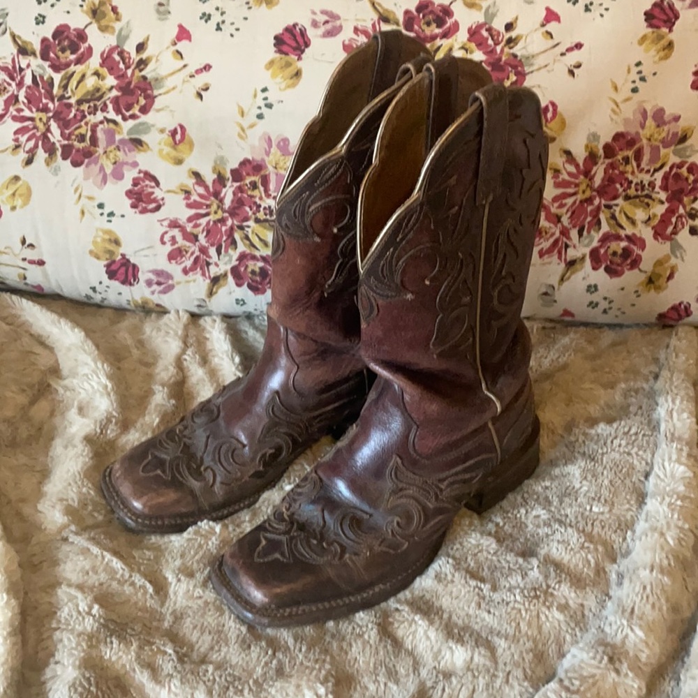 Ariat western boots